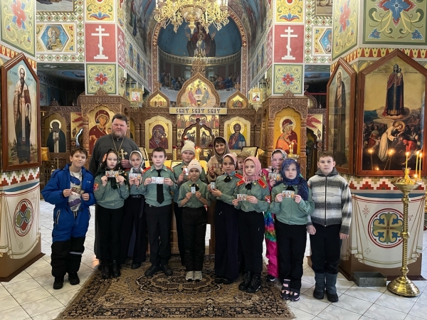 Ученики 4 класса Урдомской школы посетили храм Казанской иконы Божией Матери