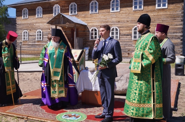 В день города Котласа Епископ Василий принял участие в праздничных мероприятиях