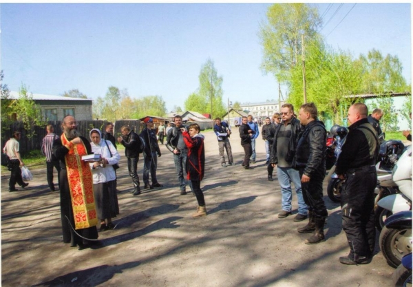 Освящение мотоциклов клуба Вельских байкеров.