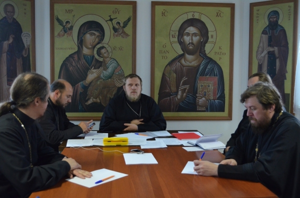 Котласский священник принял участие в работе коллегии религиозного образования и катехизации Архангельской митрополии 
