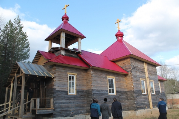 Строительство храма в Каргополе 2 посетил епископ Котласский и Вельский Василий 