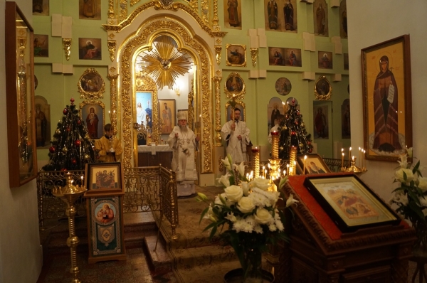 Епископ Василий совершил Всенощное бдение накануне Великого праздникам Рождества Христова