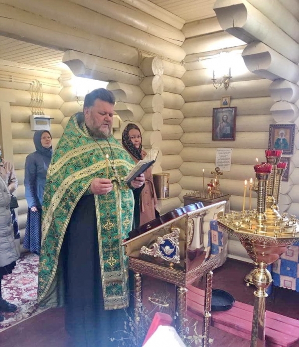 В день памяти прп. Иова Почаевского в Козьмино совершили водосвятный молебен