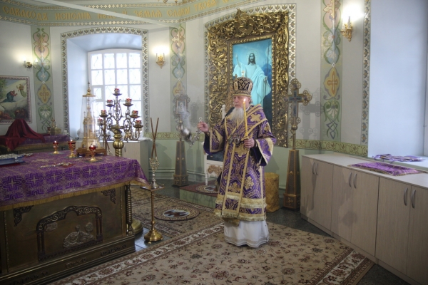 Накануне второй недели Великого Поста епископ Василий совершил Всенощное бдение в Коряжме