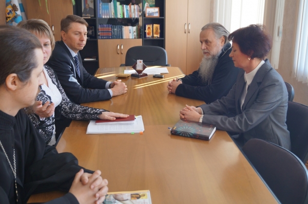 Епископ Василий встретился с главой МО «Котлас» Андреем Владимировичем Бральниным  