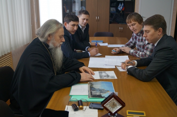 В Котласе прошло рабочее совещание по строительству кафедрального собора