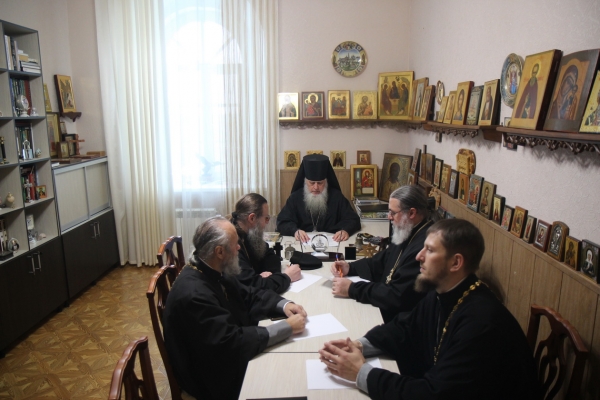 В Епархиальном Управлении состоялось совещание под председательством епископа Василия