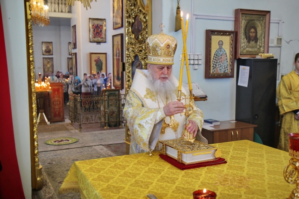 В день памяти сщмч. Игнатия Богоносца епископ Василий совершил Божественную литургию в Коряжме