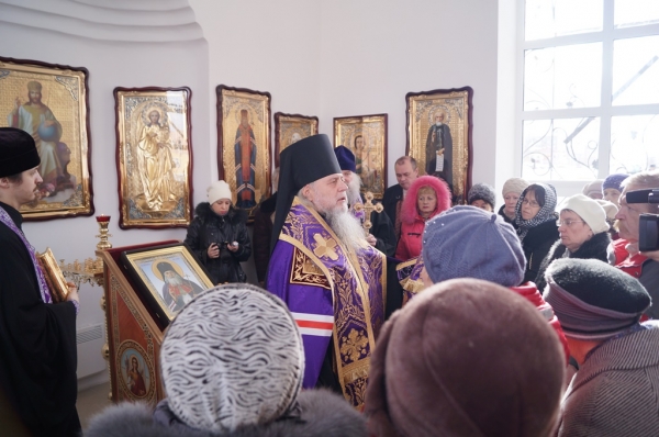Епископ Василий совершил освящение часовни в честь свт. Луки Крымского в Котласе