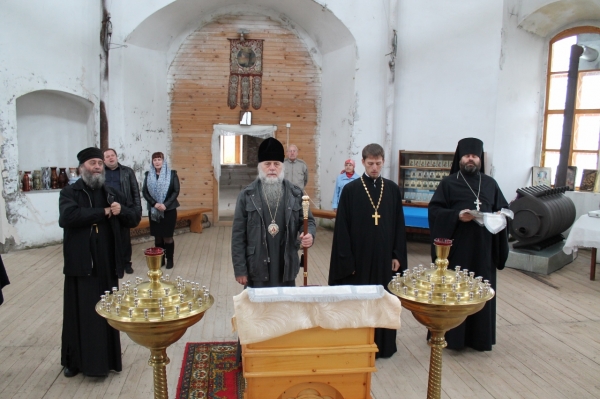 Начался архипастырский визит епископа Василия в Вельское и Няндомское благочиние