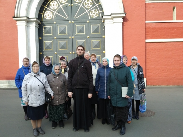 Прихожане храма св. Прокопия Устьянского совершили паломническую поездку в Москву и Сергиев Посад