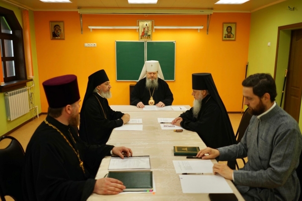 Очередное заседание Архиерейского Совета Архангельской митрополии прошло в Плесецкой епархии