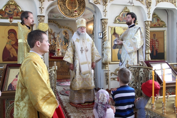 В день памяти мч. Иоанна Воина епископ Василий совершил Божественную литургию