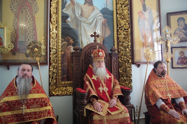 Епископ Василий совершил Божественную литургию в день памяти апостола и евангелиста Иоанна Богослова