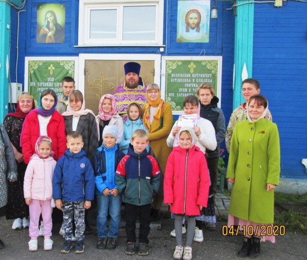 Воскресная школа «Благовест» при храме прп. Серафима Саровского в Коноше отметила свой первый юбилей