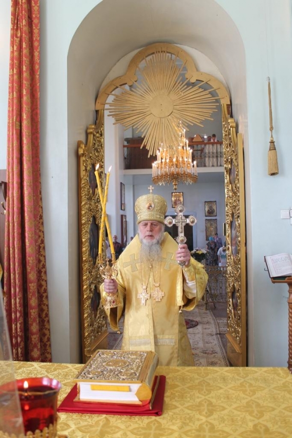 В день памяти великой княгини Ольги епископ Василий совершил Божественную литургию в Коряжме