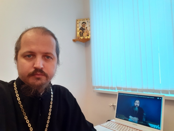 Иерей Евгений Долгополов принял участие в вебинарах, проводимых Синодальным ОРОиК