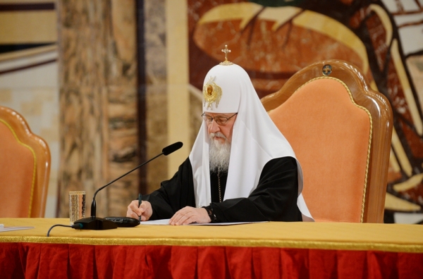 Патриарх Кирилл: Евангелие — самая эффективная инструкция по кратчайшему пути к счастью человека