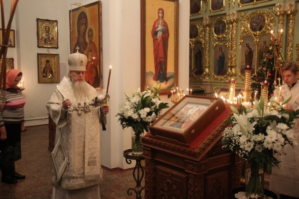 Епископ Василий совершил Всенощное бдение накануне Святого Богоявления
