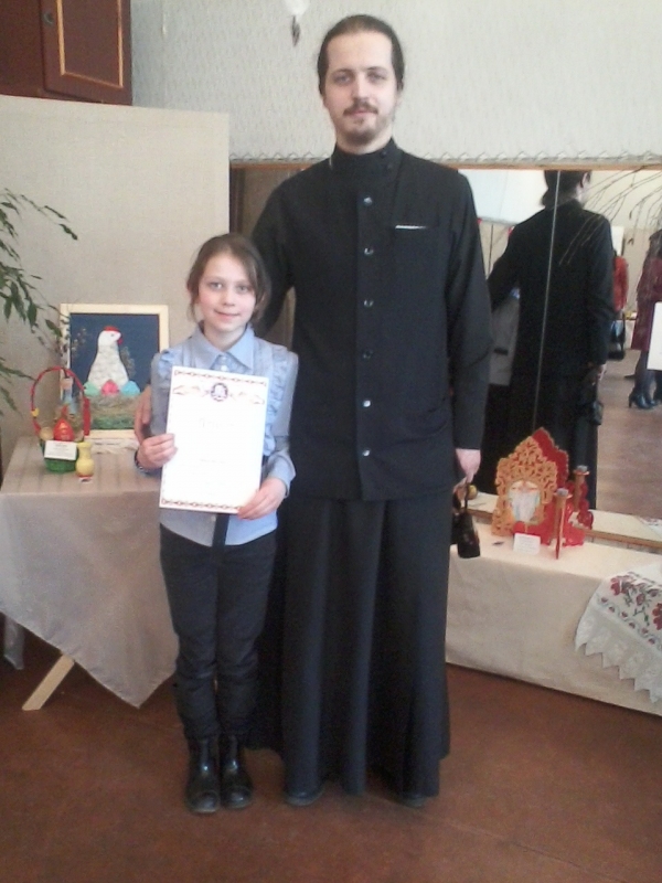 Котласский священник принял участие в выставке «Пасха Красная»