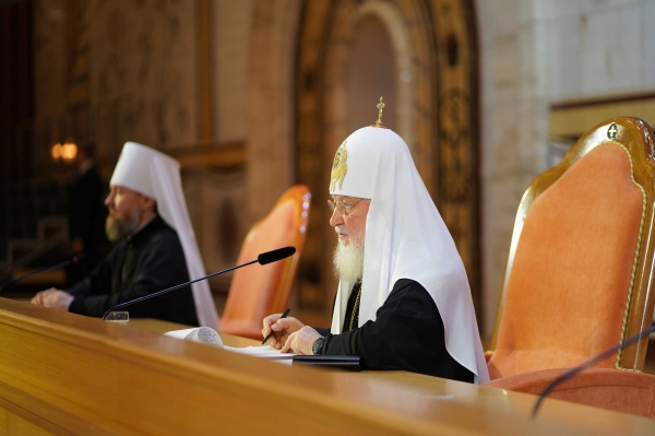Святейший Патриарх Кирилл: Благополучие семьи и умножение нашего народа является абсолютным императивом для выживания нашего Отечества