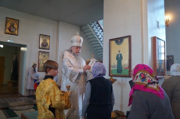 Накануне Рождества честно́го славного Пророка, Предтечи и Крестителя Господня Иоанна епископ Василий совершил Всенощное бдение в Свято-Лонгиновом храме