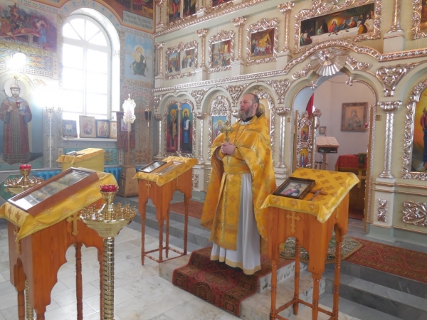 В храме на территории Коряжемской исправительной колонии совершена Божественная литургия 