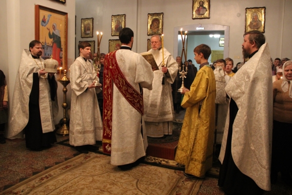 Епископ Василий совершил Всенощное бдение накануне Крещения Господня в Коряжме