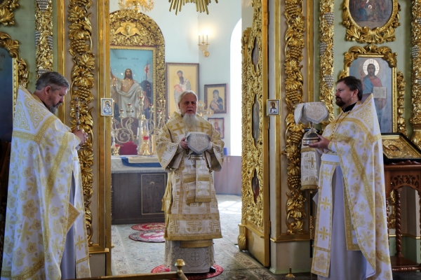 В праздник Вознесения Господня епископ Василий совершил Божественную литургию 
