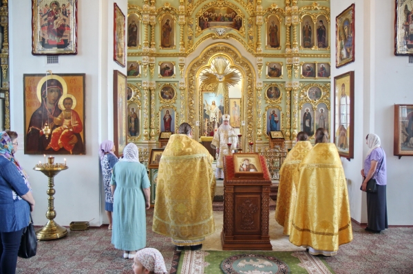 В день памяти равноапостольной княгини Ольги епископ Василий совершил Божественную литургию 