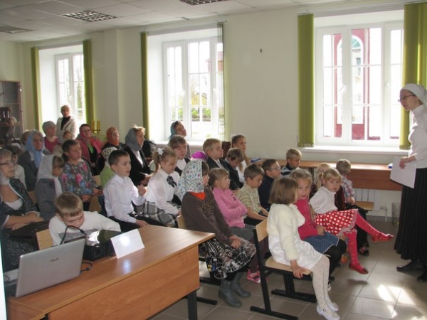 В Воскресной школе при Свято-Стефановском храме г. Котласа начались занятия