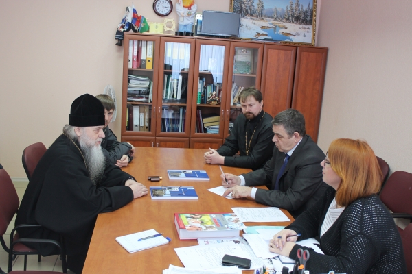 В Коряжме прошла рабочая встреча по поводу чтений Свт. Луки Крымского