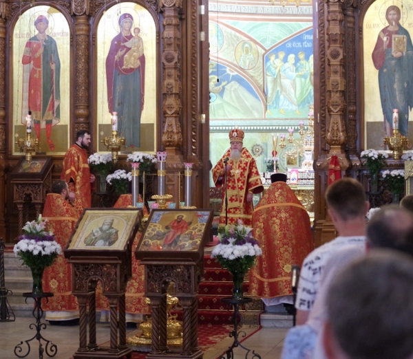 Епископ Василий сослужил митрополиту Георгию Божественную литургию в Нижнем Новгороде