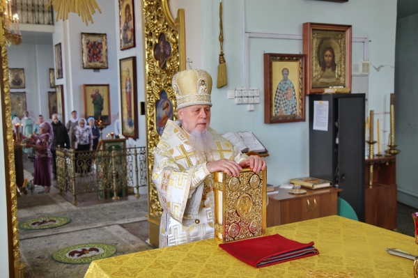 В день памяти равноапостольной княгини Ольги епископ Василий совершил Божественную литургию в Коряжме