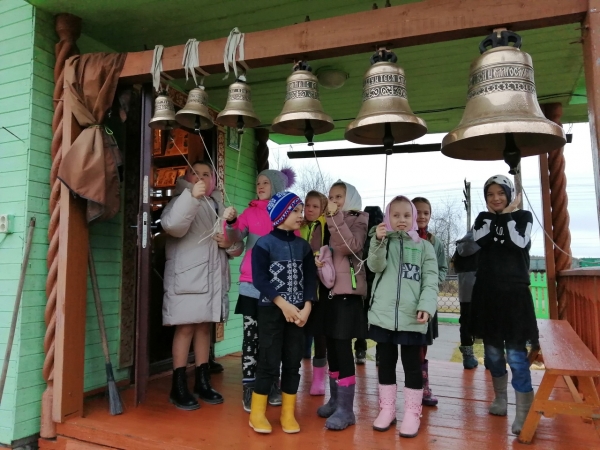 Ученики школы п. Илеза посетили храм прп. Сергия Радонежского
