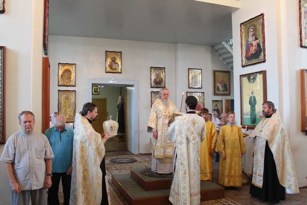 Накануне дня памяти Боголюбской иконы Божией Матери епископ Василий совершил Всенощное бдение