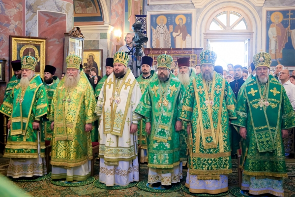 Епископ Василий принял участие в Божественной литургии в день памяти прп. Серафима Саровского в Дивеево