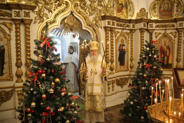 Епископ Василий совершил Божественную литургию в день памяти прп. Феодосия Великого