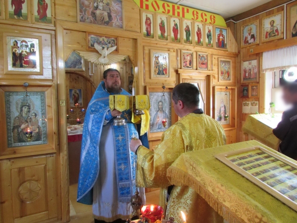 Божественную литургию совершили в храме на территории ИК-28 п. Ерцево 