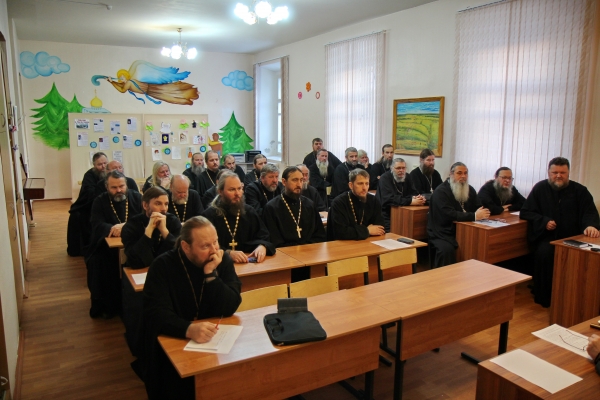 Епископ Василий возглавил Епархиальное Собрание духовенства Котласской епархии