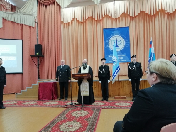 Котласский священник принял участие в посвящении в курсанты и студенты