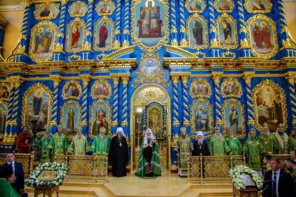 Епископ Василий принял участие в освящении Успенского собора в Саровской пустыни