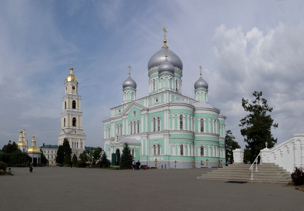 Епископ Василий посетил Свято-Троицкий Серафимо-Дивеевский монастырь