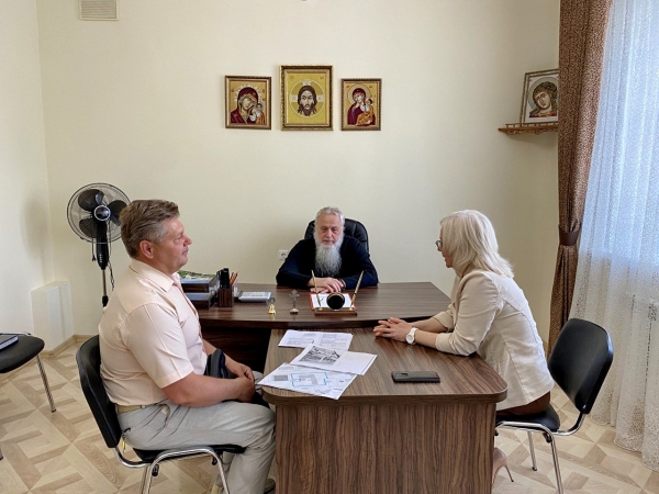 Епископ Василий встретился с Главой Котласа Светланой Дейнеко