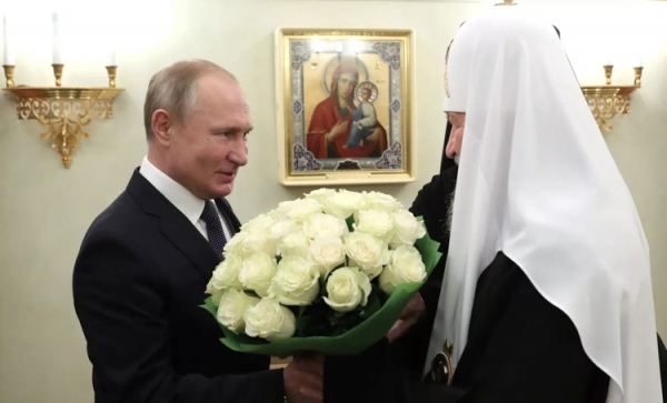 Святейший Патриарх Кирилл поздравил Президента России В.В. Путина с 70-летием со дня рождения
