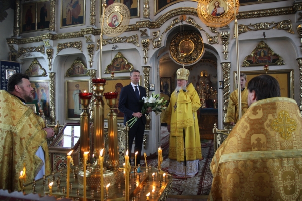 В день своего рождения епископ Василий совершил Божественную литургию в храме Владимирской иконы Божией Матери г. Котласа