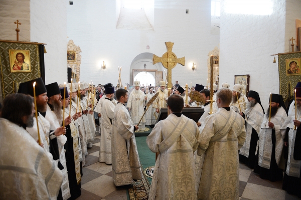 В канун праздника Преображения Господня Святейший Патриарх Кирилл совершил всенощное бдение в Соловецком монастыре