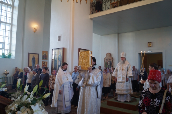 В праздник Вознесения Господня Епископ Василий совершил Литургию в храме прп. Лонгина Коряжемского